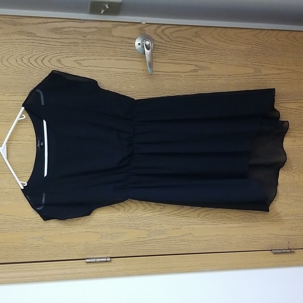 Soprano Black Cap Sleeve Mini Dress